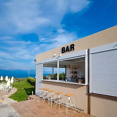 Ξενοδοχείο Baywatch 4*